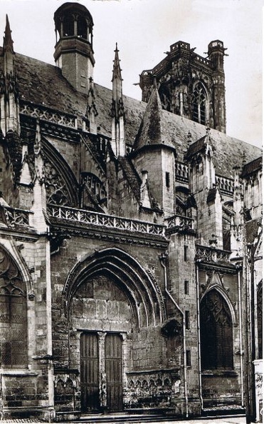 nevers_00.jpg