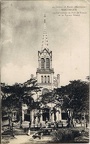 la Cathédrale et le square Pétaud