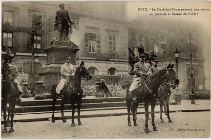 Metz revue Maréchal Foch