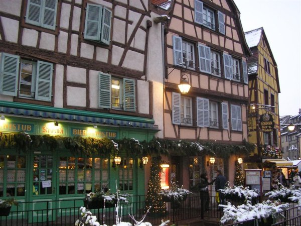 038_Colmar_Place_de_l_Ancienne_Douane_restaurants.jpg