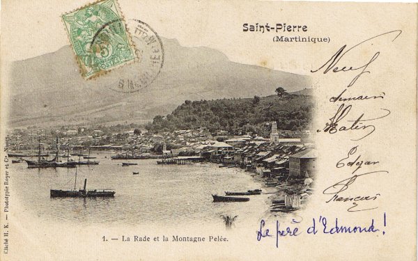 St-Pierre, la rade et le volcan