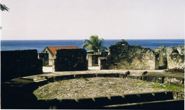 Les ruines de la Cathédrale